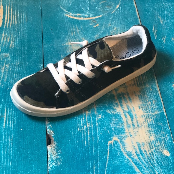 Forever Link Shoes Camo Comfort Sneakers Poshmark